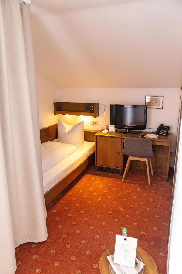 Hotel Lindenhof Hubmersberg Pommelsbrunn Dış mekan fotoğraf