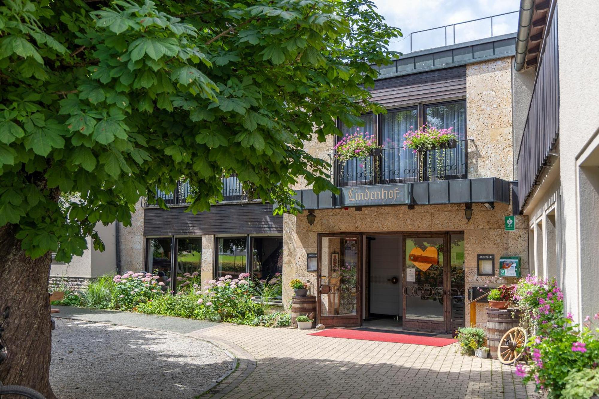 Hotel Lindenhof Hubmersberg Pommelsbrunn Dış mekan fotoğraf